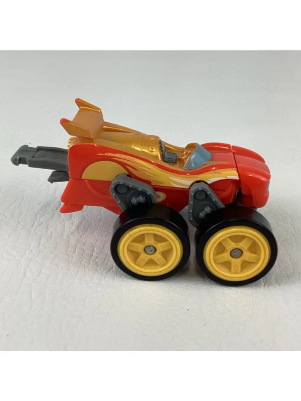 Blaze And The Monster Machines Flip & Race Transforming Vehicle Mattel Toy